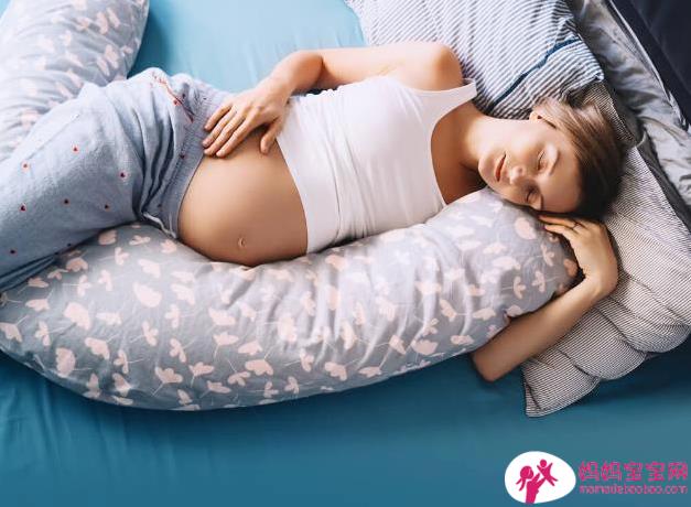 拥有充足睡眠是关键！8招让你远离孕吐烦恼