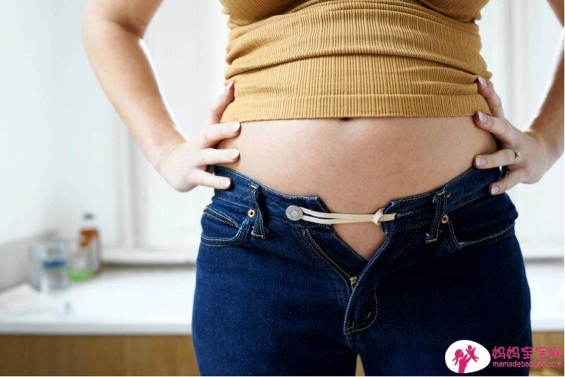 身体缺水、坐得多让妳整天肚子胀？专家亲授1推腹按摩+1茶疗有助消胀气！