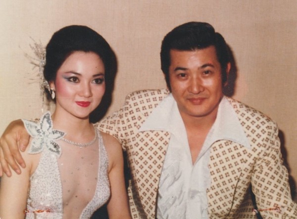 高颜值撞脸！网友疯传巨乳YT「群山中的百万圣熙」竟与白冰冰相似度超高！？