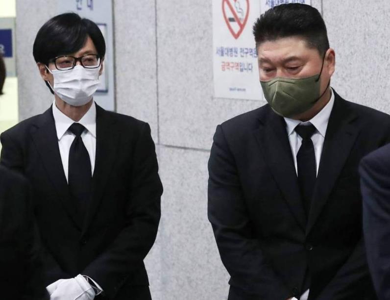 刘在锡、姜虎东都来了！忍悲齐送「国民MC」最后一程