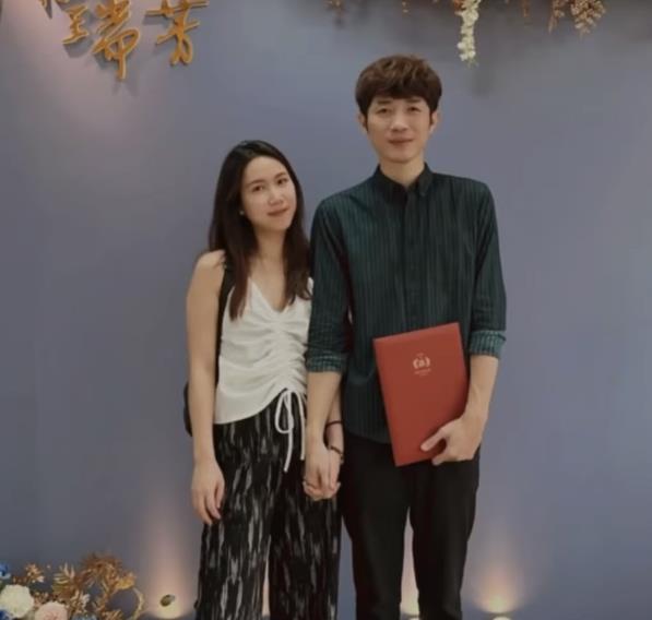 萧闳仁520登记结婚！关键时刻「不重要想法」网笑翻