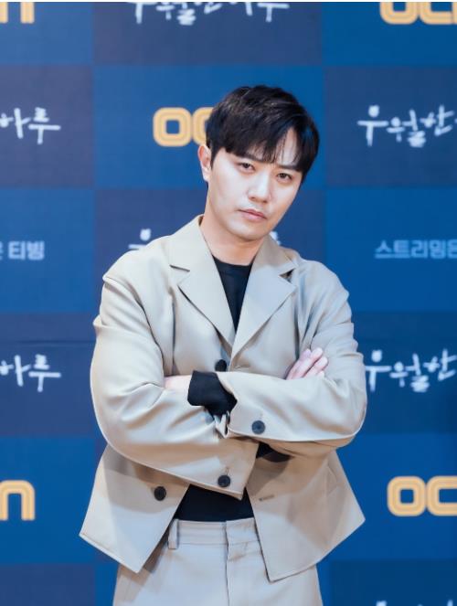 男星接到「史上最凄惨角色」！记者会前又爆出演员确诊