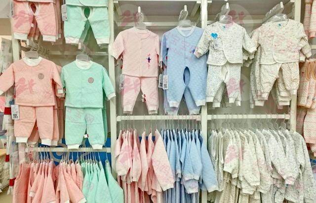 给1岁以内宝宝挑衣服（附值得买的品牌和单品推荐）