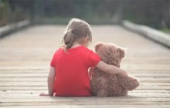 孩子自言自语 家长应该怎样制止（根据孩子情况而定）