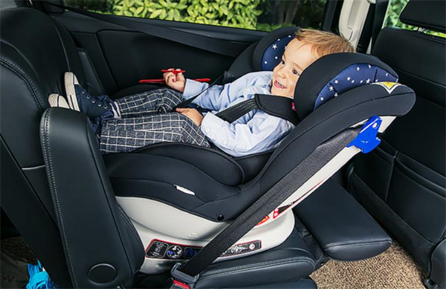 宝宝安全座椅应该怎么选（品牌、安全认证、座椅型号等）