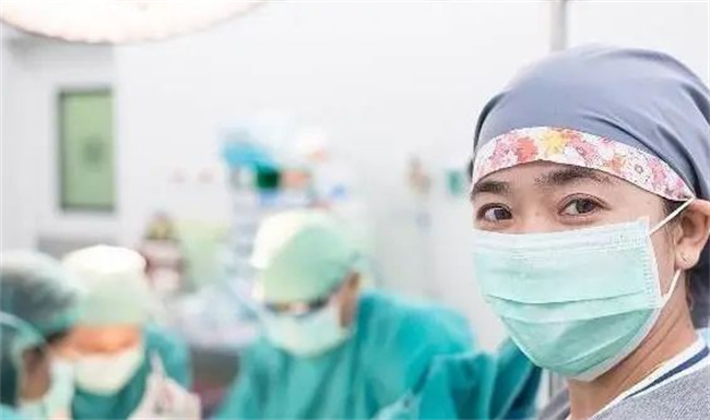 产后的这些痛比生孩子时还要痛（顺产侧缝、剖宫产麻药以及哺乳）