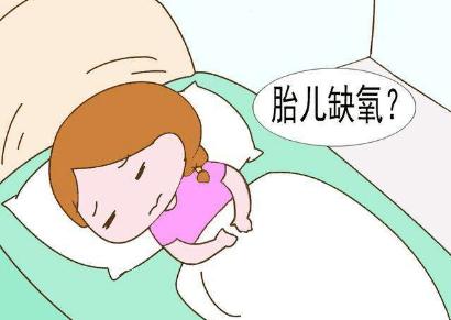 孕妇这样穿衣对胎儿发育不利（衣服笨重、过紧，化纤面料衣服）