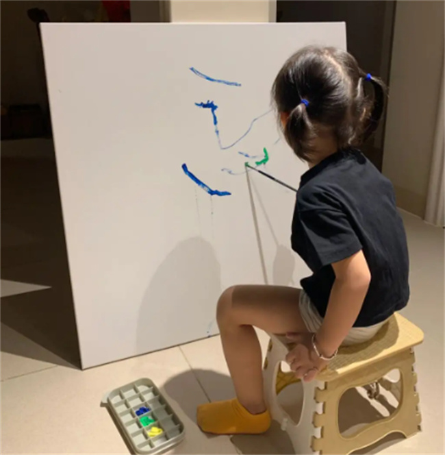 幼儿的艺术细胞应该怎样培养（塑造审美、感知艺术、专项培训）