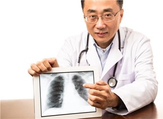 肺癌有哪些症状 会传染吗