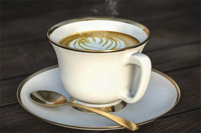 怀孕期间能否饮用含咖啡因的饮品？医生建议如何