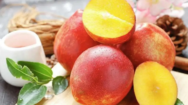 孕妇是否可以食用油桃?