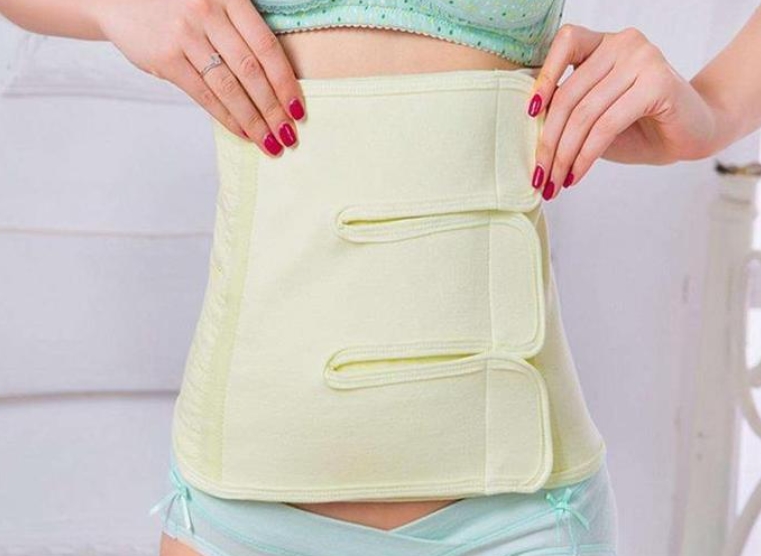 产后多久可以使用收腹带？正确使用方法与注意事项