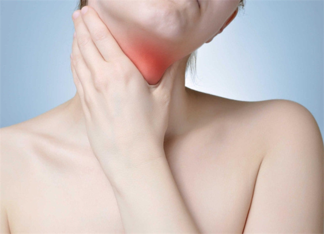 甲状腺肿瘤的警钟：健康之光下的关切