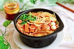 探秘砂锅米线的独特风味