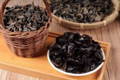 揭秘黑木耳的五大营养奇迹，为您呈现健康生活的美好滋味