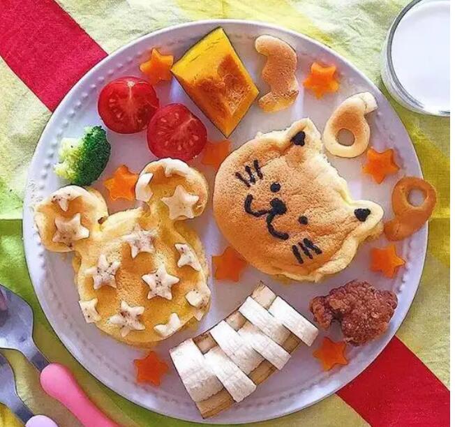 选对儿童餐椅，宝宝也能自己动手吃饭！跟著专家建议让宝宝当自己的主人