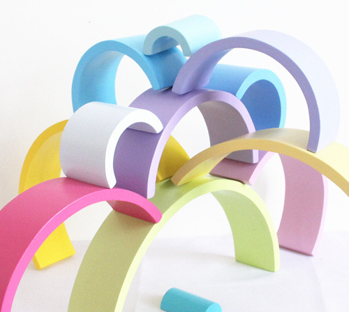 6M+月龄小的宝宝就可以开始玩的软积木