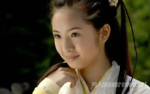 林依晨放风朝圣魏如萱 辣秀「铅笔腿」曝瘦身撇步