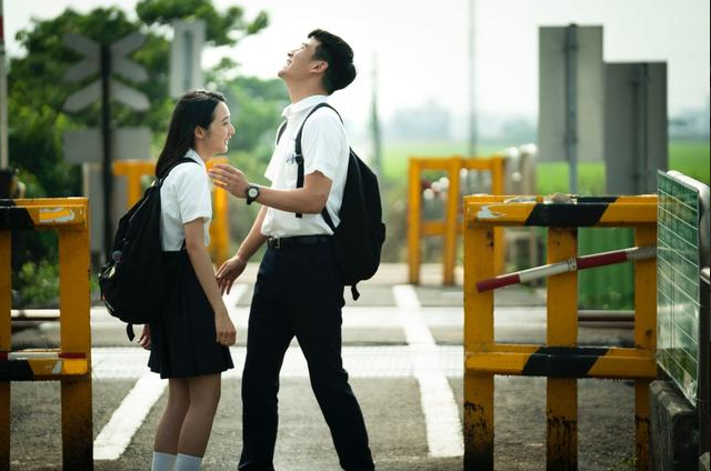 周兴哲爱下厨!女友最爱这2道菜 「喜欢简单浪漫约会」