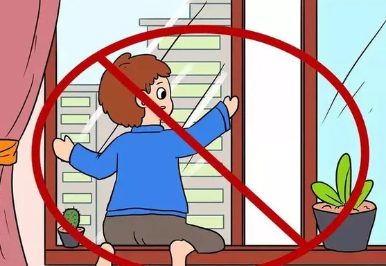 2岁男童8楼走廊护栏间隙坠楼身亡！勿让幼儿在危险处玩耍，教孩子不靠近也不攀爬栏杆