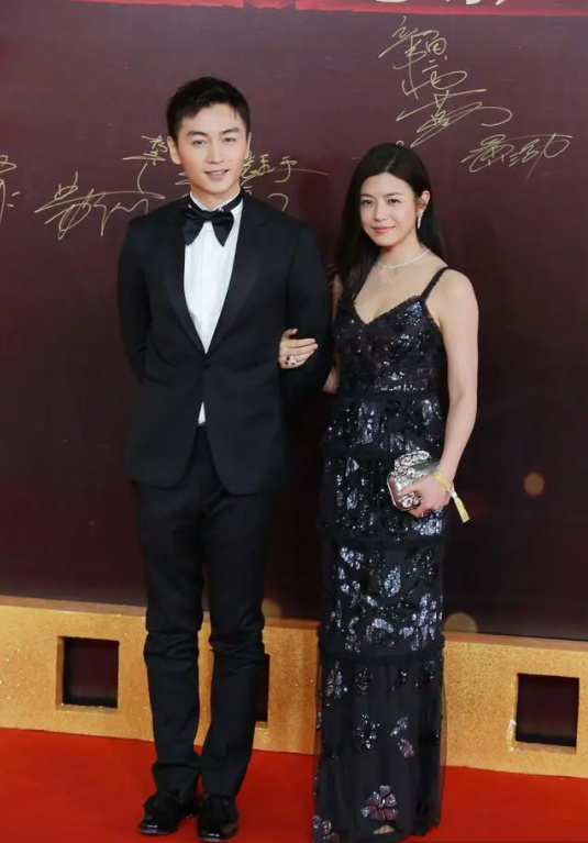 H陈妍希结婚6年评老公 曝夫妻床上情趣