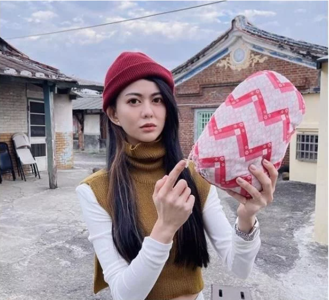 大过年就上警局！白痴公主遭男子尾随骚扰不忍了