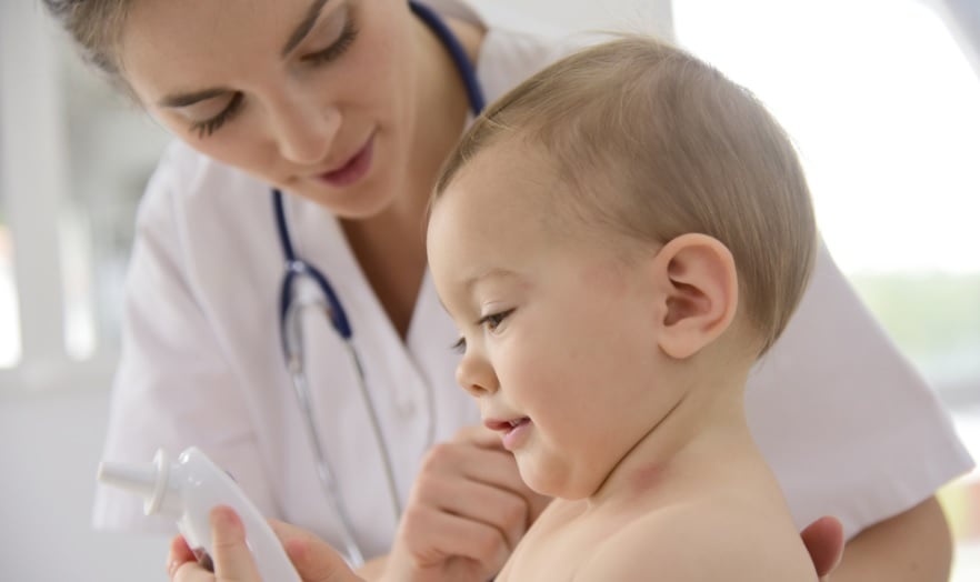 婴儿吃稀饭或呕吐的原因以及如何处理