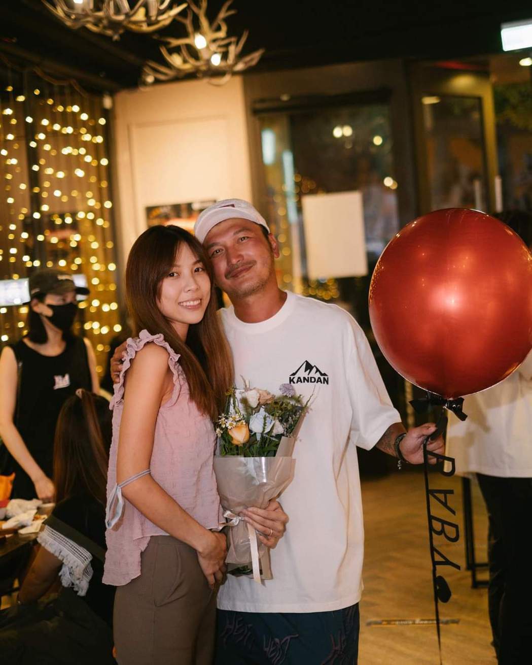 恭喜!KID晒出东区妹仔孕肚 宣布升格当爸啦