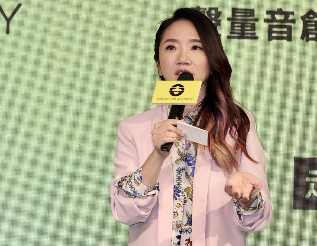 「辣杯杯」爆股东纠纷陶晶莹急垫300万内部信曝光