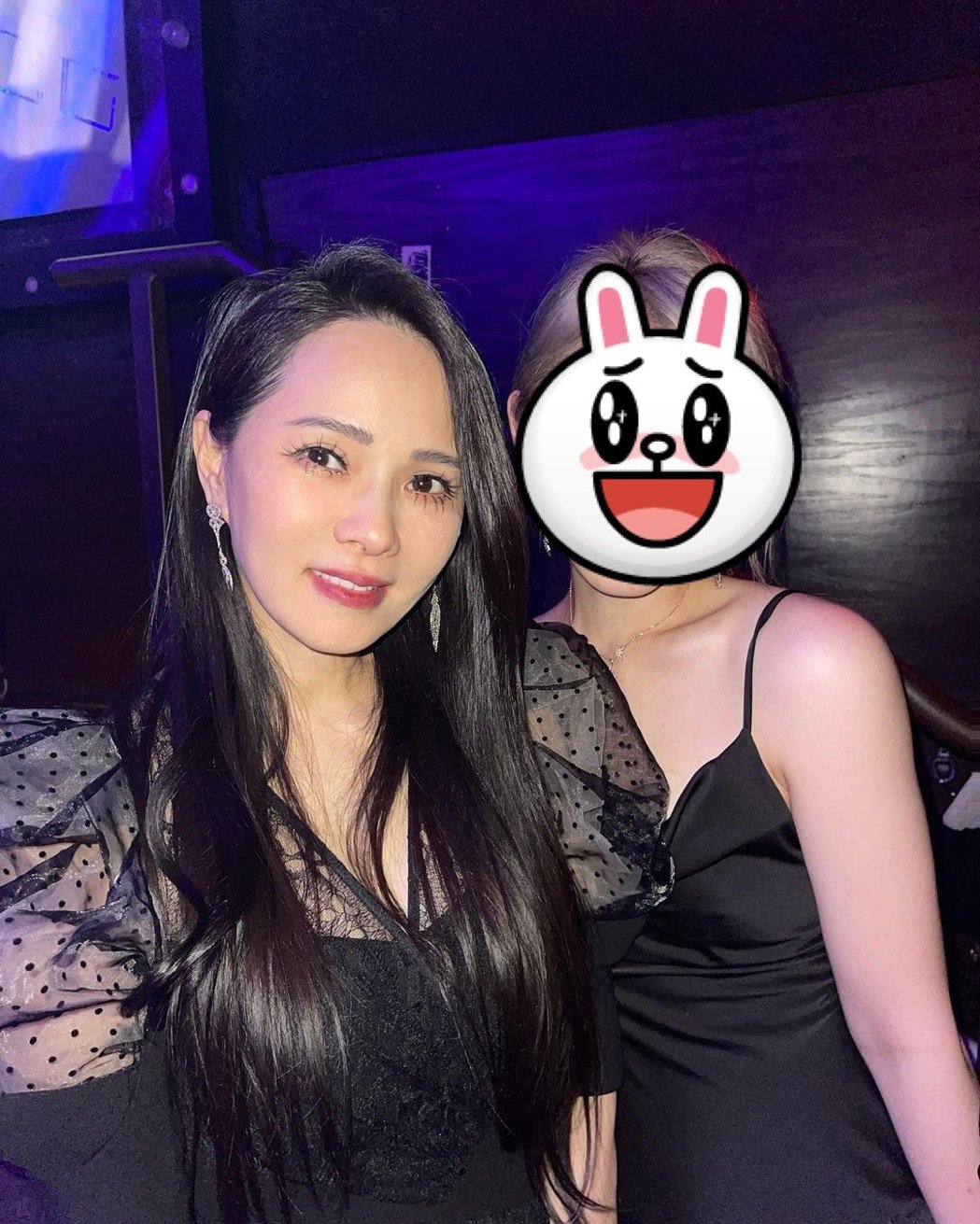 全为了小哈利！54岁伊能静低胸超辣 无P真貌美成这样