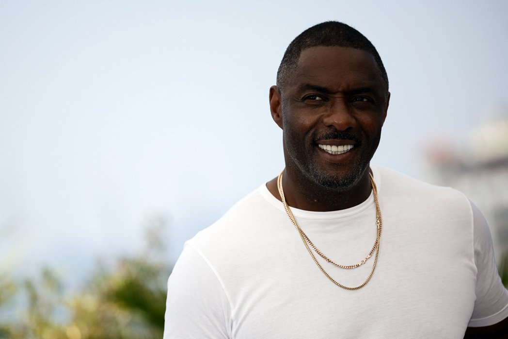 银幕英雄年龄有弹性！39岁超人太老？50岁的007还行？