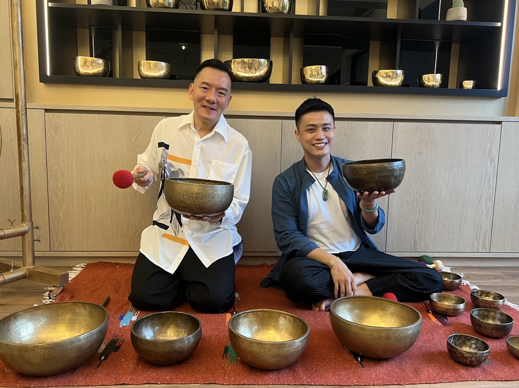 吴克群受田定丰邀请赴约  不明原因突然昏睡惊呆！