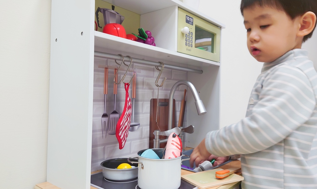 木制拟真玩具厨房，橄榄绿配色质感再升级