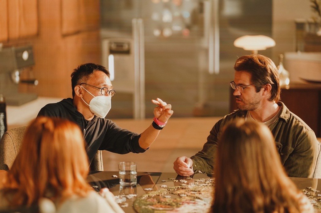 斥资千万拍摄何蔚庭和金奖团队赴好莱坞挑战虚拟制作