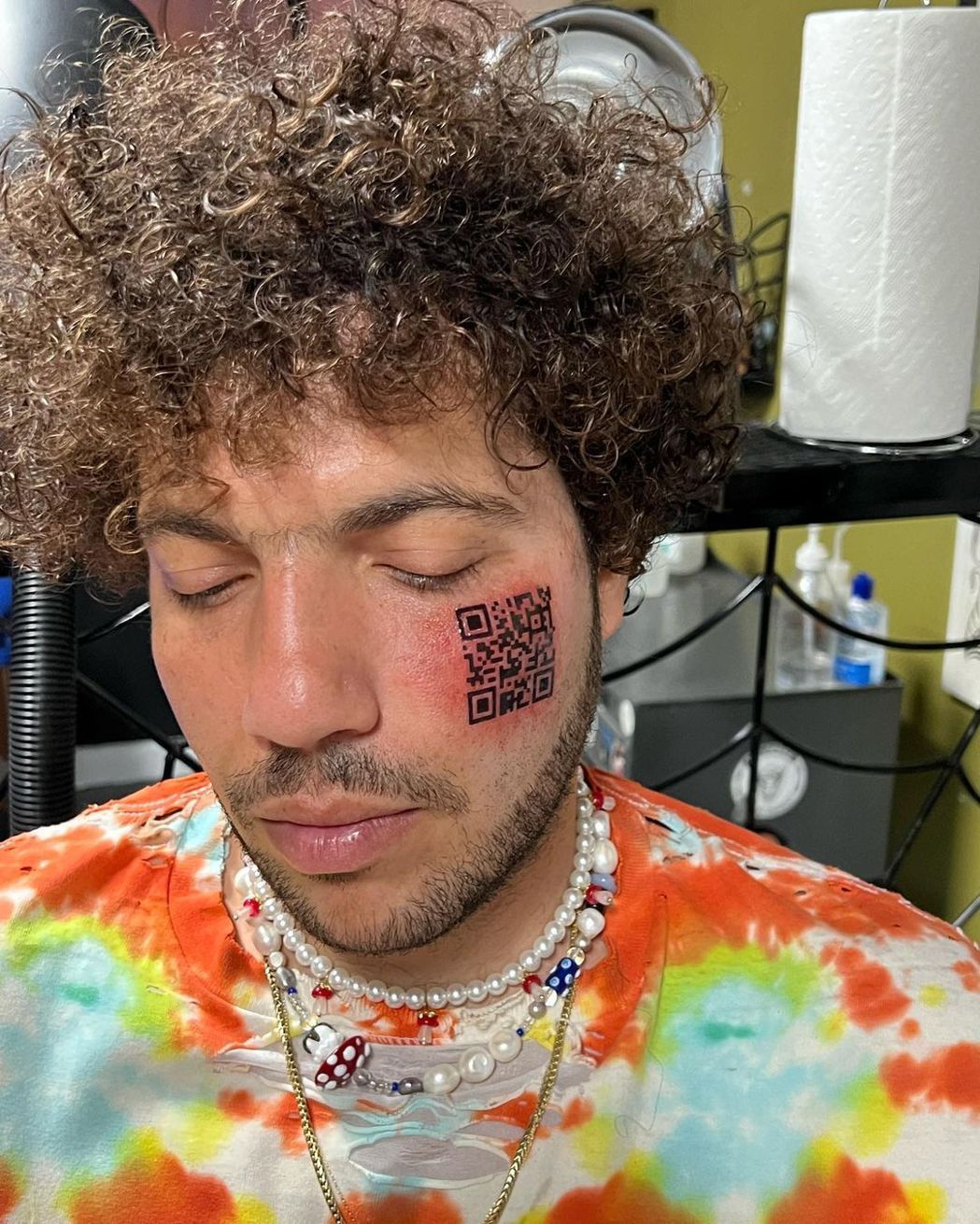 乐坛天王制作人自揭爱上BTS过程曝待在同房超紧张！