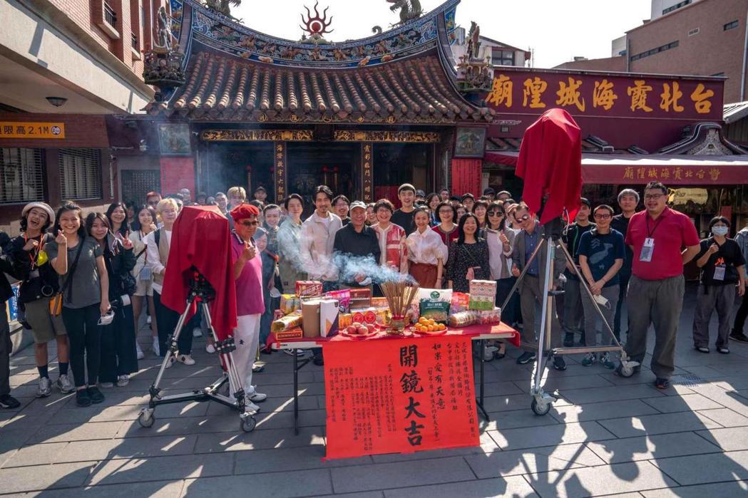 「玄天上帝」传欠薪艺术家点名导演「法院见」