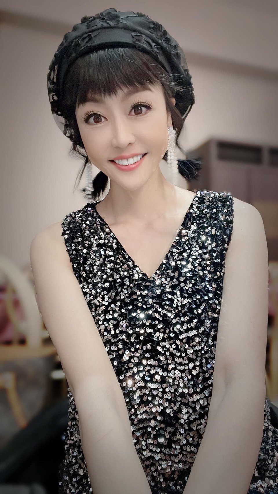 遭生母抛弃又摘除子宫女星过残忍年轻母亲：心在滴血