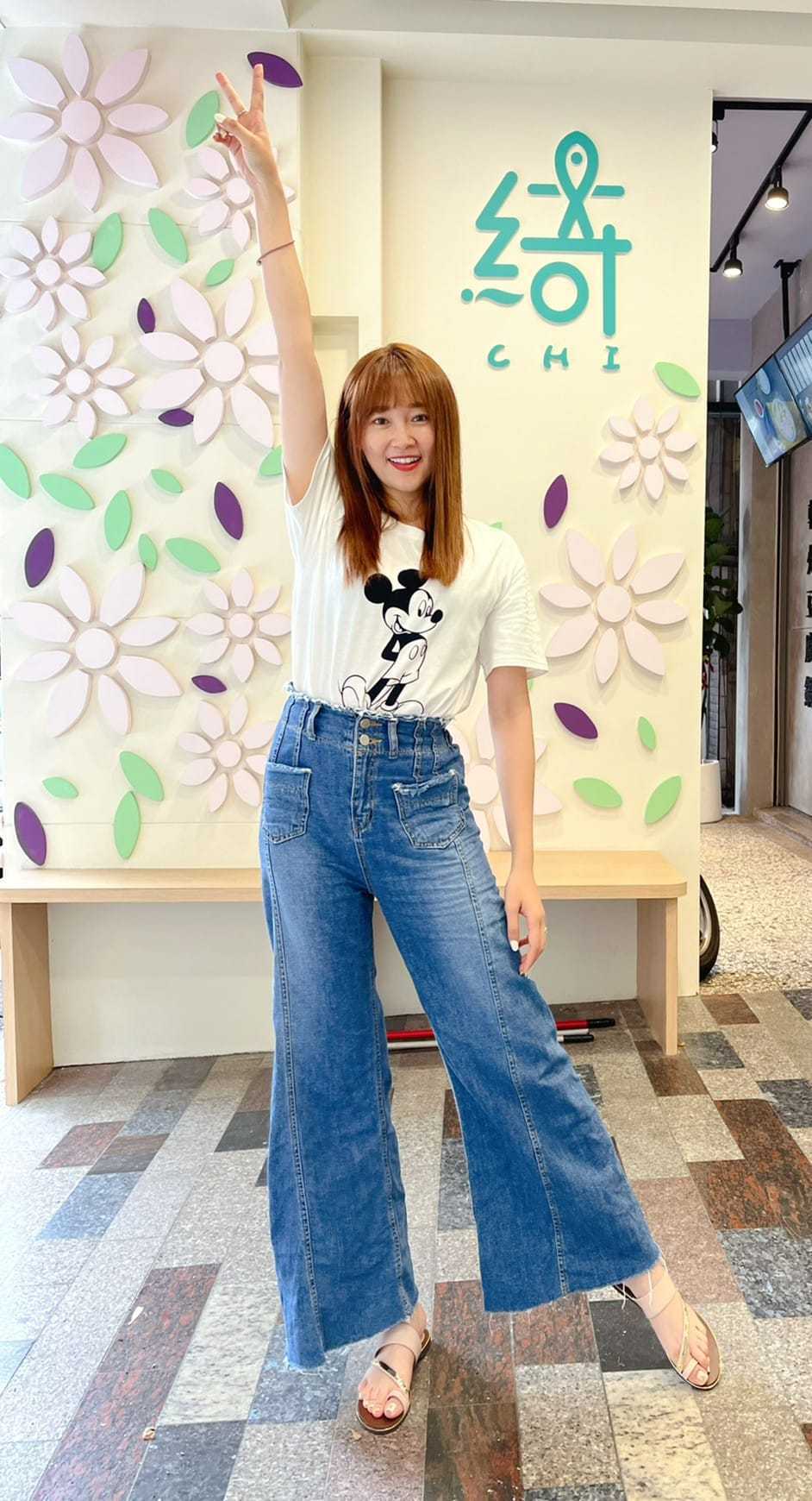 美女隐私张文绮盐酥鸡店试营运才开2天就休店原因曝光