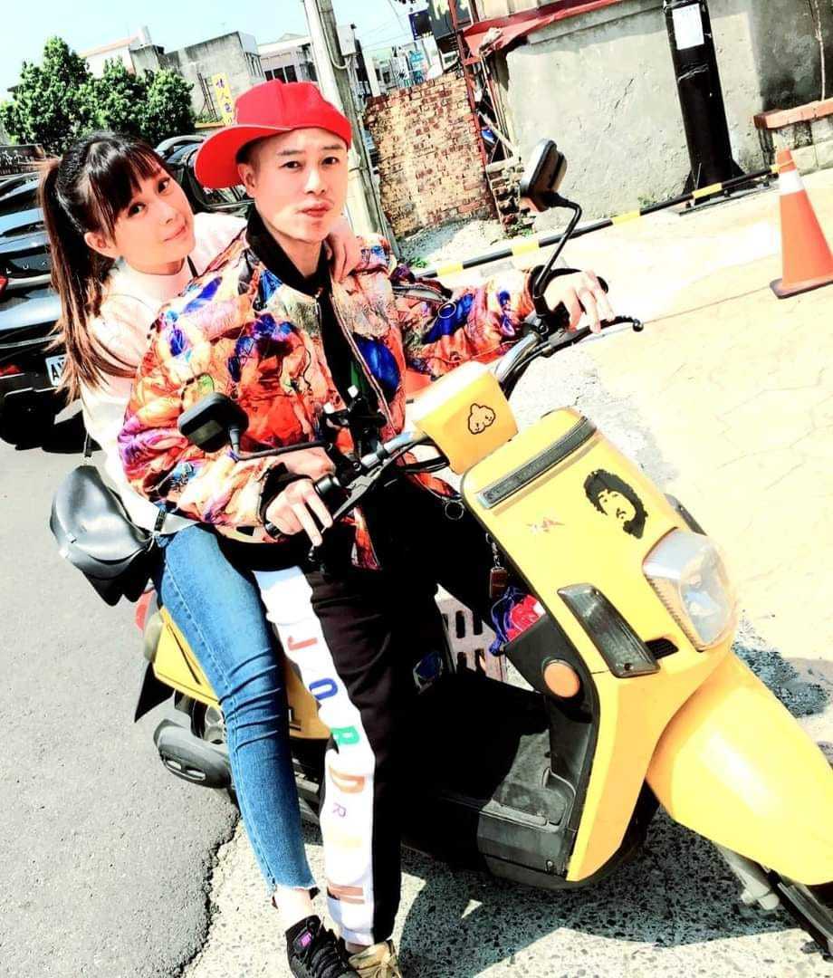 被7年空姐女友甩了 弹头崩溃曝分手内幕