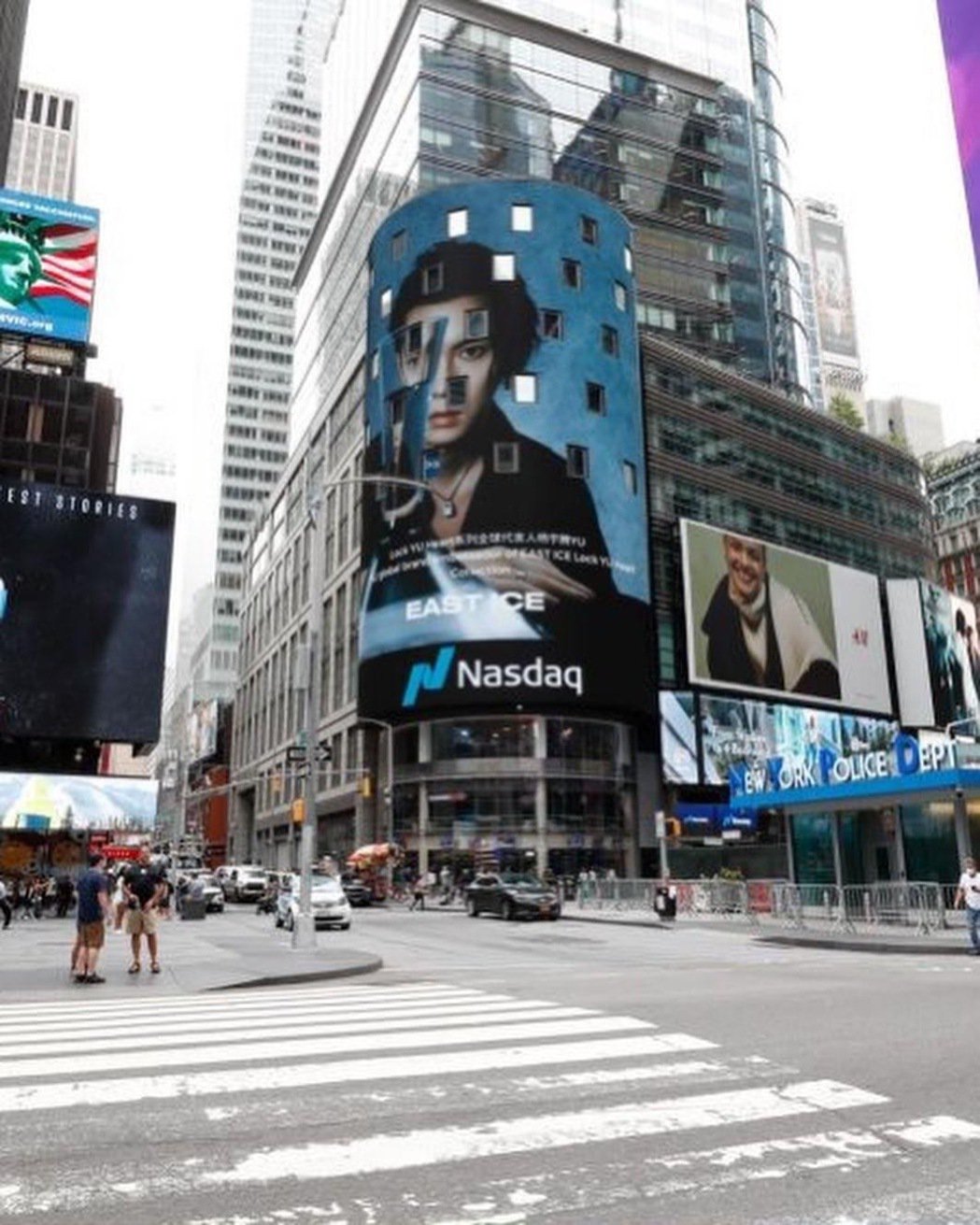 杨宇腾演BL剧爆红 成福山雅治师弟曝黑暗期