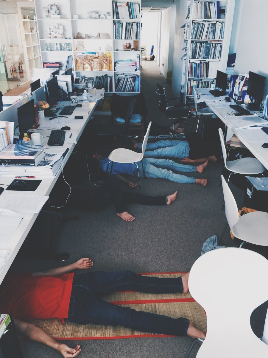 越南人超狂午睡方式曝光！日本人惊叹「像野战医院」