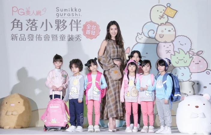 隋棠圣诞节让三位孩子体恤圣诞老公公，笑称：每人只可以许一个愿望！