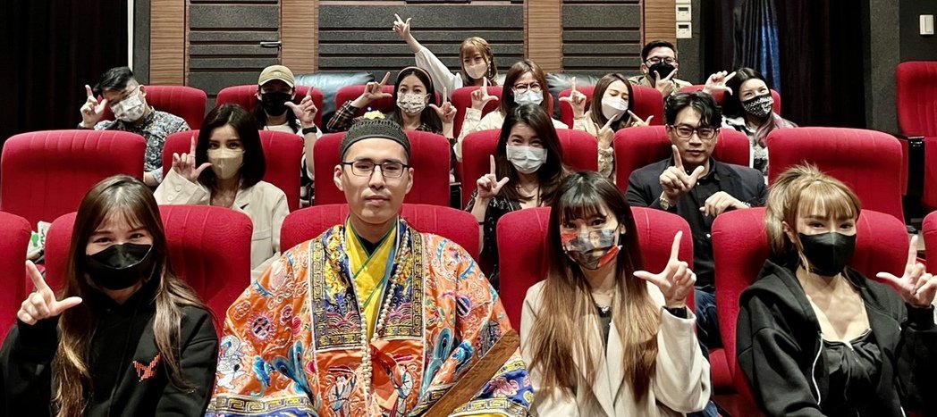 Selina「头七」放映道士现场祈福曝老宅最容易闹鬼点