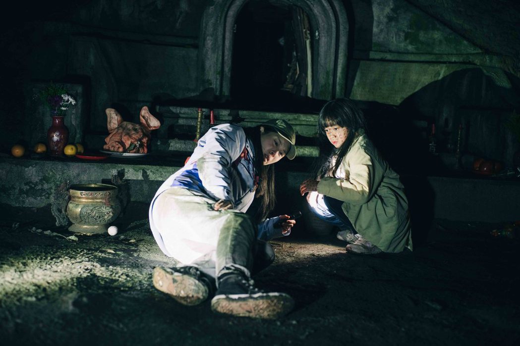 最恐怖国片的吓人利器竟是几乎只穿内裤的阿伯？