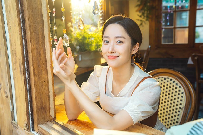 恭喜！女神闪婚2年半曝喜讯「凸肚孕味」照曝光