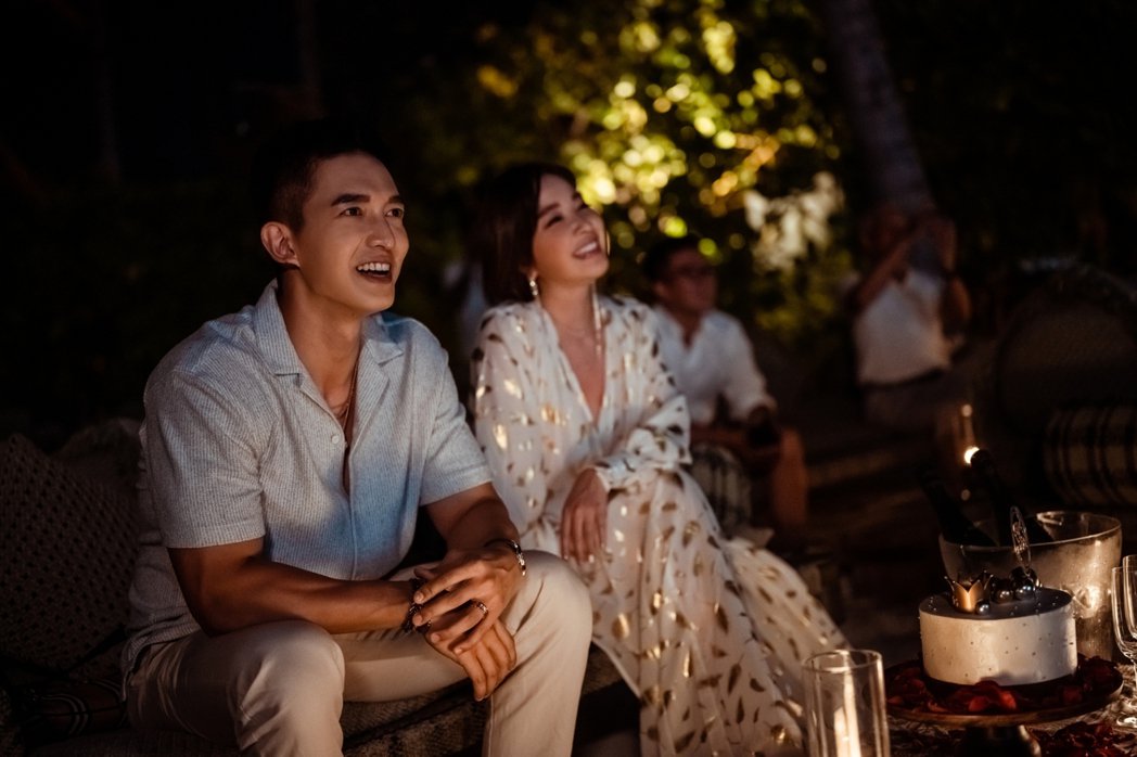 许维恩「火辣比基尼」宠夫王家梁收生日惊喜泛泪