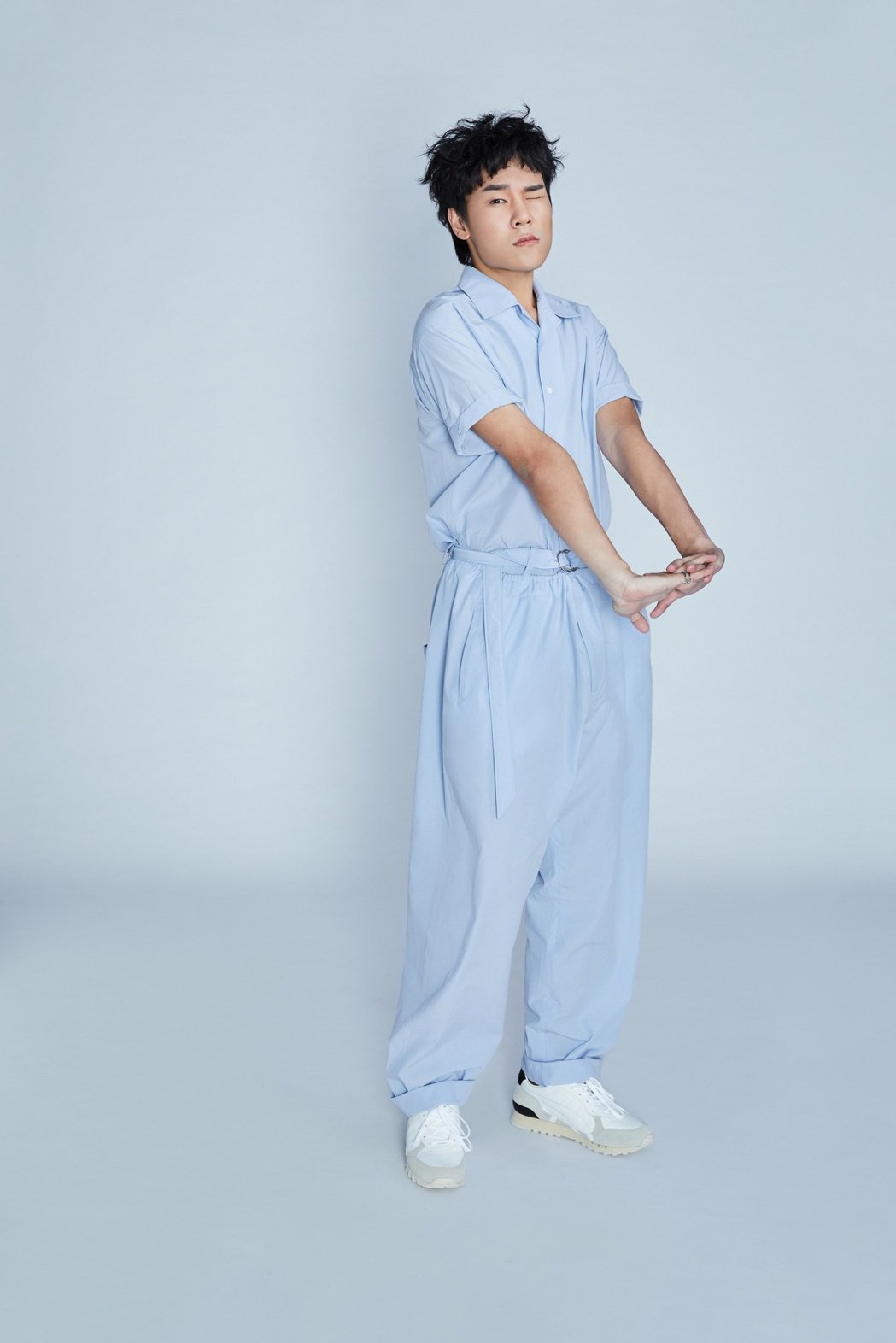 9亿点阅蔡明仁喜收钢铁人公仔搞丢钱包哭了