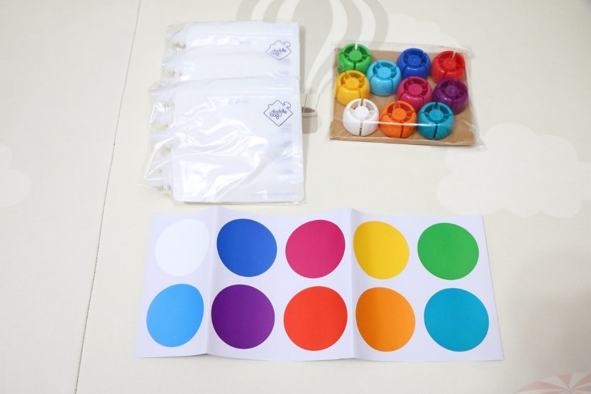 这些「副食品神器」，捏一捏咬一咬，让宝宝自己吃得好开心！