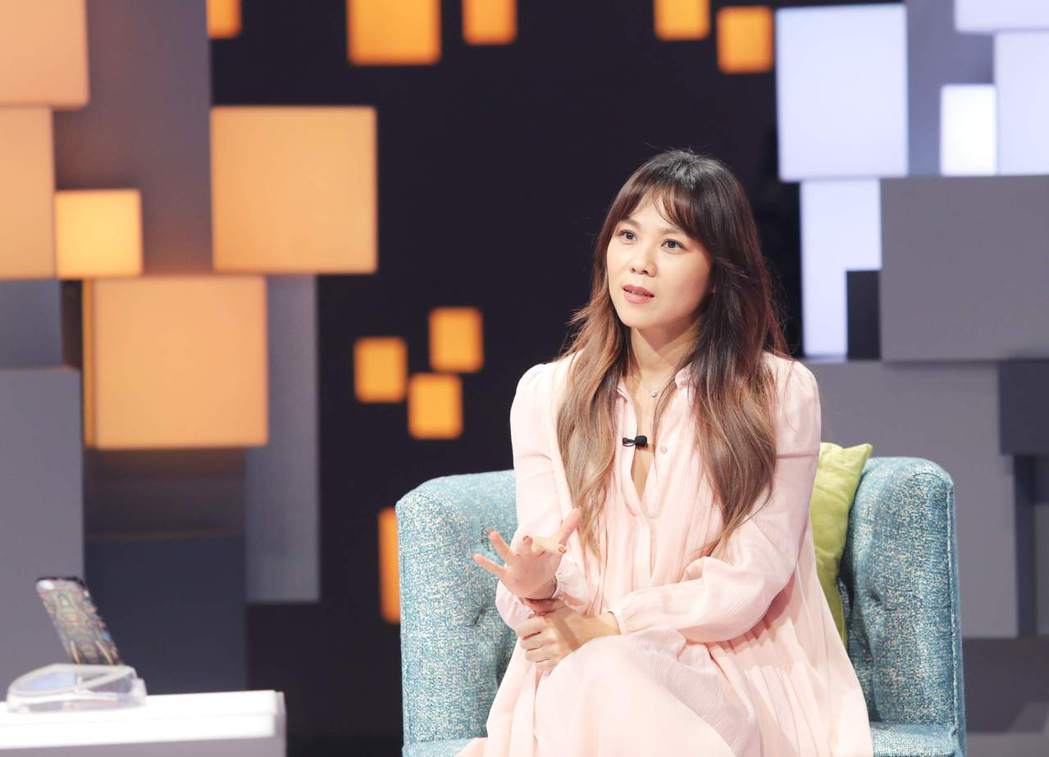 五年前就萌念「不要做音乐了」金曲天后吐斜杠心声