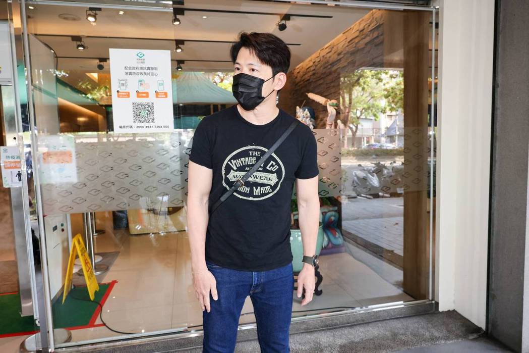 一次「父子」情缘黄少祺一别顾宝明14年成最后道别